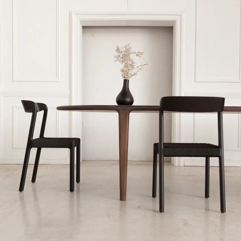 13DC4D91 6142 4C7F A722 D37917266F4C 768x768